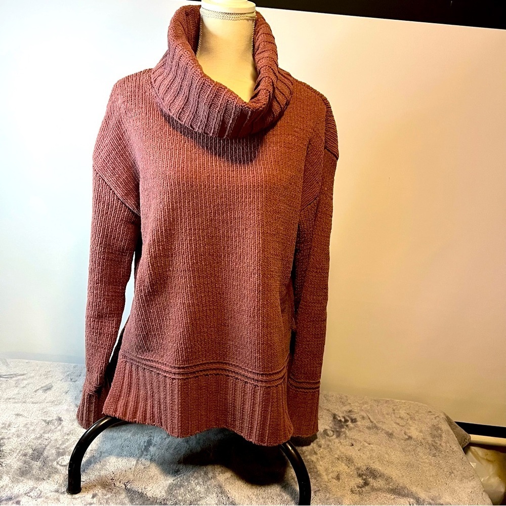 Altard State Dusty Rose Turtle Neck Long Sleeve Sweater Size L NWOT